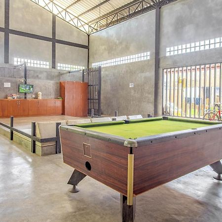 Oyo 585 Freedom Hostel @ Phi Phi Ngoại thất bức ảnh