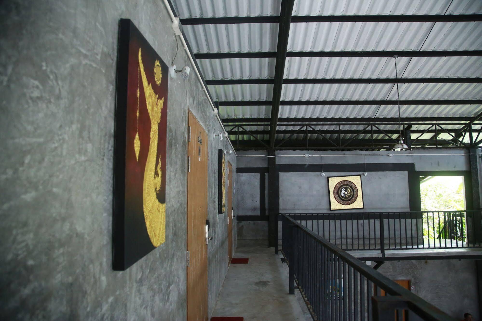 Oyo 585 Freedom Hostel @ Phi Phi Ngoại thất bức ảnh