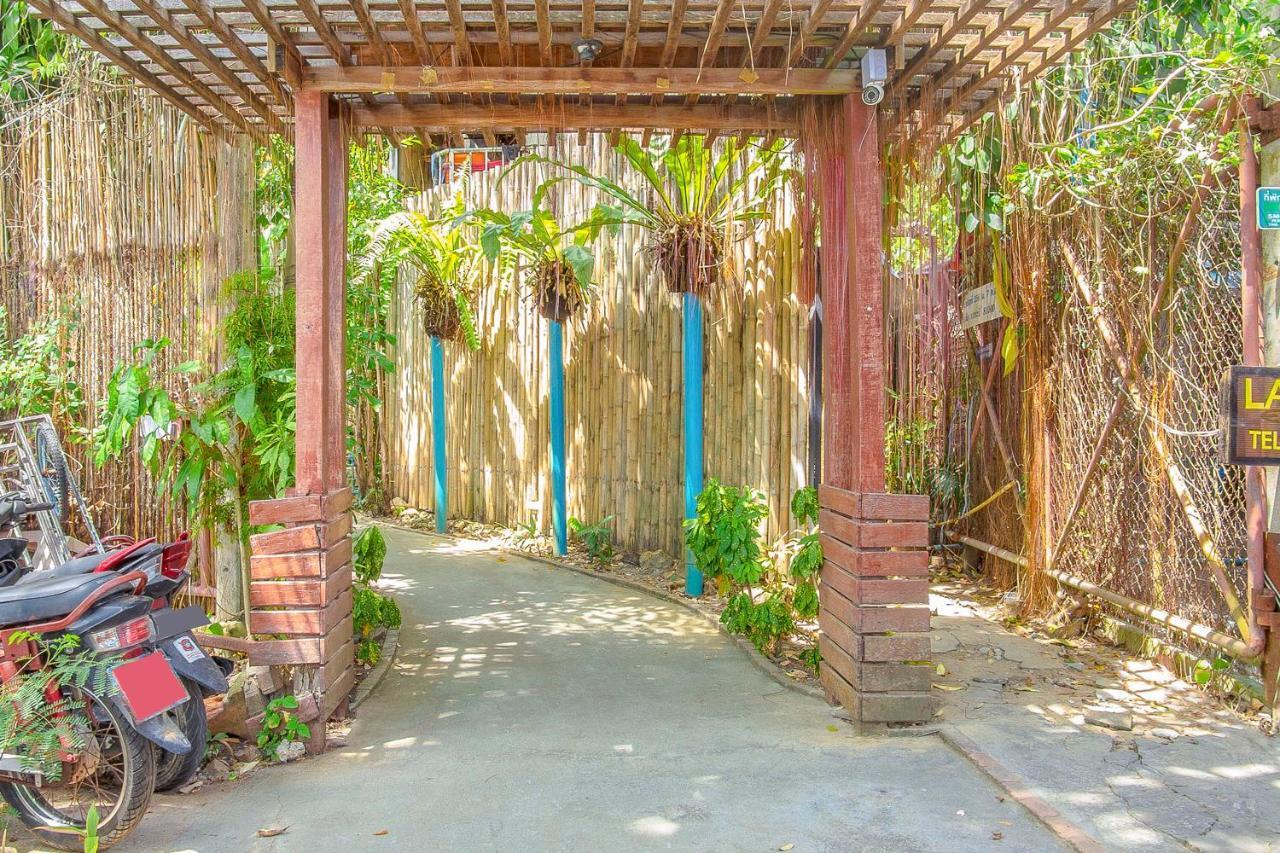 Oyo 585 Freedom Hostel @ Phi Phi Ngoại thất bức ảnh