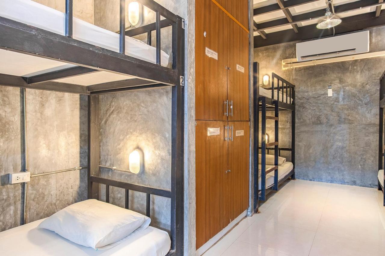 Oyo 585 Freedom Hostel @ Phi Phi Ngoại thất bức ảnh